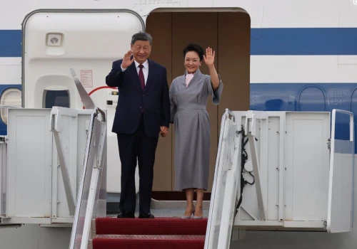 Xi Jinping przyleciał do USA samolotem specjalnym. Czym różni się od Air Force One?