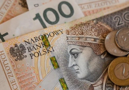 1483,87 zł co miesiąc. ZUS może wypłacać specjalne świadczenie nawet 3 lata