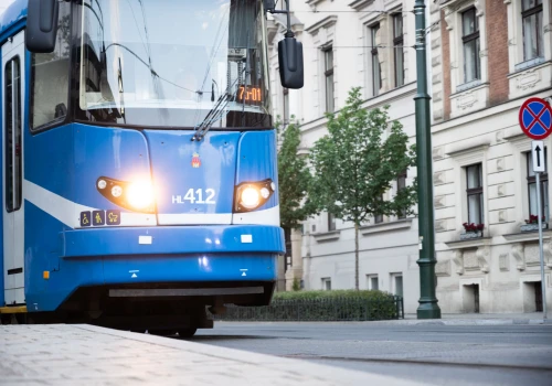 Wkrótce tramwaje wracają na ważne trasy w centrum Krakowa. Jest data