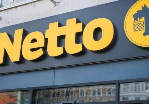 Ponad 30 mln zwróconych opakowań w Netto. Sieć podsumowuje pierwszy rok systemu kaucyjnego