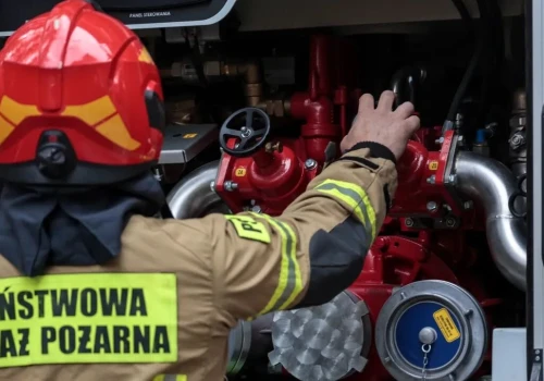 Pożar stacji Starlinków na Mazowszu. Minister cyfryzacji: wiele wskazuje na kolejny element wojny hybrydowej