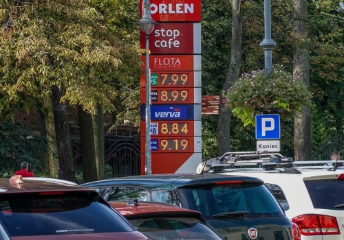 Stało się. Ceny diesla przebiły 9 zł za litr. Tyle dziś kosztuje tankowanie