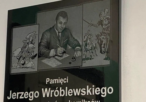 Godzinę po odsłonięciu tablicy Wróblewskiego ktoś złożył donos w wydziale oświaty. Wojtasiński o hejterach