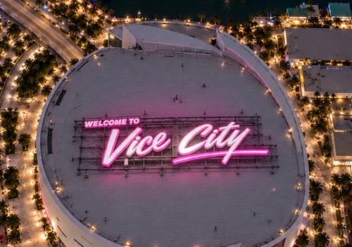 GTA 6 opanowało Miami! Gigantyczna akcja promocyjna na dachu znanej hali