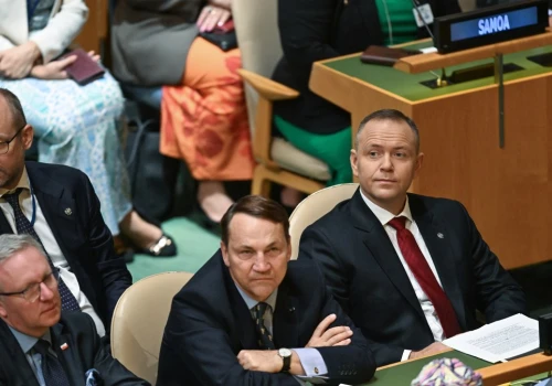 Kłopotliwe zaproszenie od Trumpa. Jak zachowa się Karol Nawrocki?