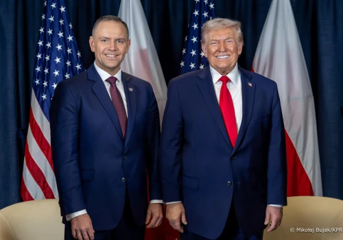 Nowy Jork. O czym rozmawiali Trump i Nawrocki? Co ze stałą obecnością wojsk USA w Polsce?