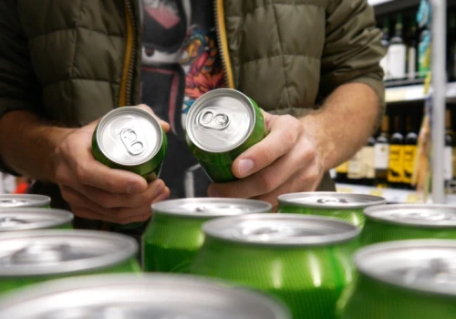 Nowe przepisy obejmą piwo 0,0 proc.? Polacy jasno ocenili ten pomysł