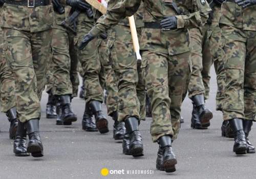 Skandal na szczycie w wojsku. Oficer Sztabu Generalnego zatrzymany, miał rozsyłać treści pedofilskie