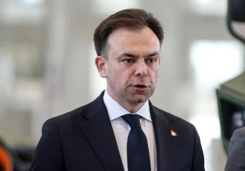 Co z inflacją i cenami paliw? Domański uspokaja