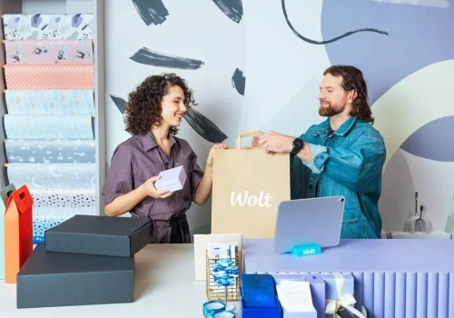 Wolt odbiera klientów sklepom. Ponad 25 proc. sprzedaży pochodzi już z handlu