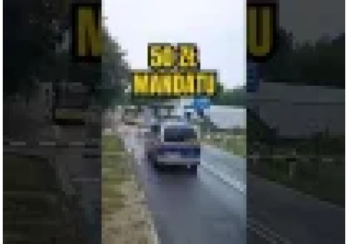 50 złotych mandatu dla strażnika miejskiego po akcji na przejeździe kolejowym