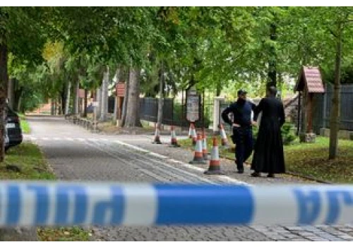 Atak nożownika w opactwie. Pozytywne informacje ws. jednego z księży