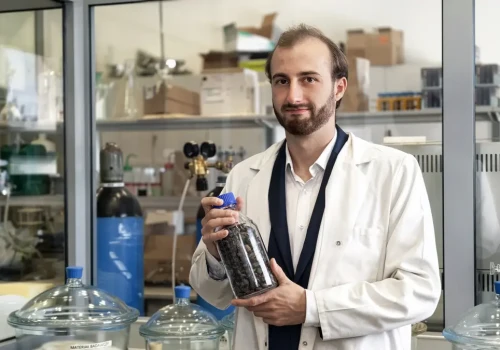 Czy szkodniki drzew mogą być źródłem biopolimerów?