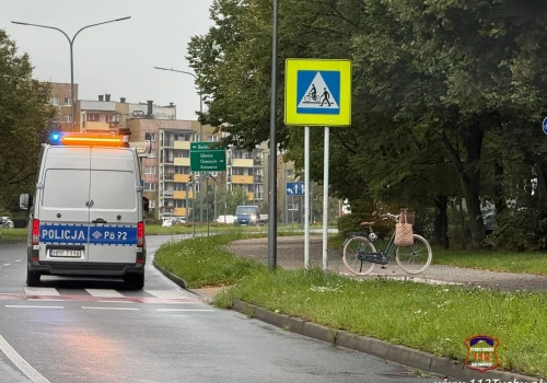 Tychy: Potrącenie na przejeździe rowerowym. Jeden z pasów ulicy został wyłączony z ruchu