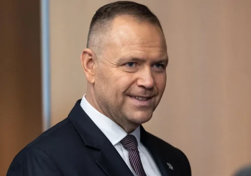 Ważna ustawa na biurku Nawrockiego. Warszawę i Wrocław czekają zmiany?