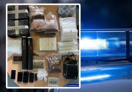Planował wysłać narkotyki paczkomatem. Kryminalni przejęli blisko kilogram nielegalnych substancji
