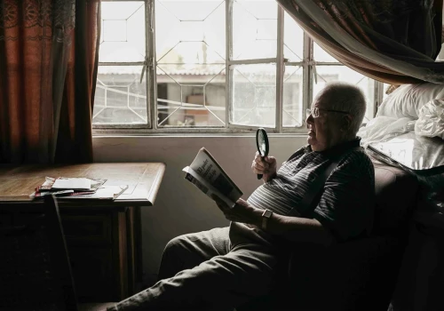Seniorzy oddają mieszkania za dożywotnią rentę, a państwo od lat nie ma dla nich ustawy