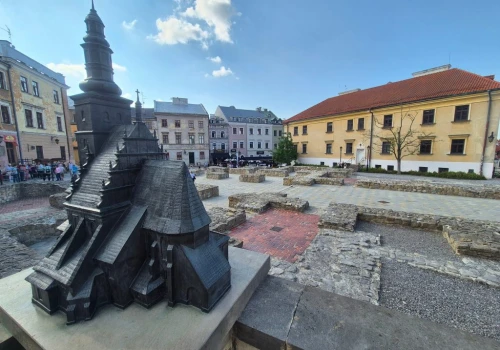 Plac po Farze w Lublinie czeka duża przebudowa. Są cztery oferty, prace mogą ruszyć jesienią