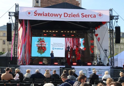Światowy Dzień Serca w Krakowie. Bezpłatne badania i konsultacje na Rynku Głównym