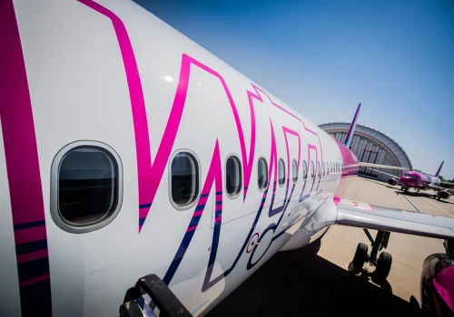 Wizz Air zabrał ich na lot w nieznane. Wiemy już dokąd polecieli