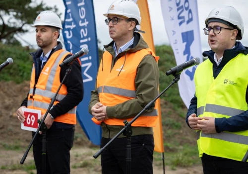 Ministrowie apelują do prezydenta. Ustawa o windfall tax czeka na podpis