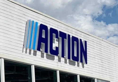 Action przecenił jesienny hit. Mięciutka, ciepła i idealna na chłodne dni. Cena spadła poniżej 40 zł