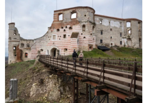 Historia zamku w Janowcu na obchodach 500-lecia jego powstania