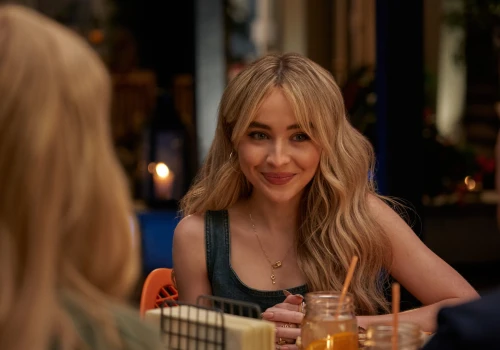 Tom Holland będzie śpiewać i tańczyć. Sabrina Carpenter u jego boku w filmie o legendzie kina