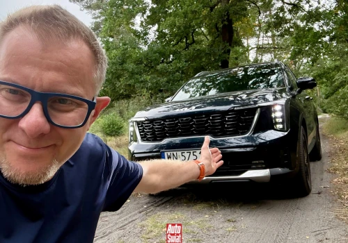 To najbardziej wypasiony rodzinny SUV marki Kia, jakim jeździłem. Zaskakoczył mnie wiele razy