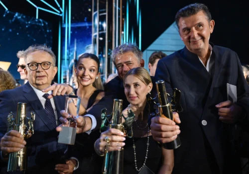 Złote Lwy dla historii o nadziei. „Przez ścianę” najlepszym filmem w Gdyni