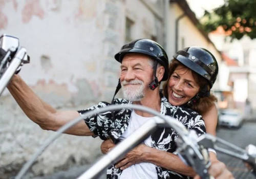 Ile kosztuje ubezpieczenie motocykla? Ceny OC/AC 2026 i wpływ zimowania na polisę