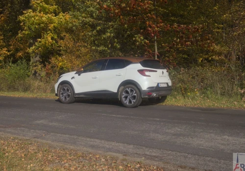 950 litrów benzyny na 40 tys. km. Renault Captur spalił zaledwie 2,4 litra