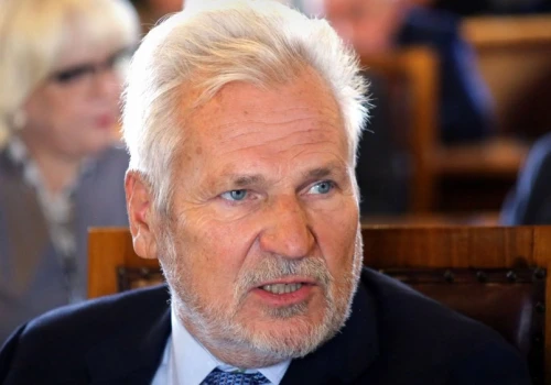Kwaśniewski z jedną radą dla Nawrockiego. Słowa o Putinie lepiej wziąć sobie do serca