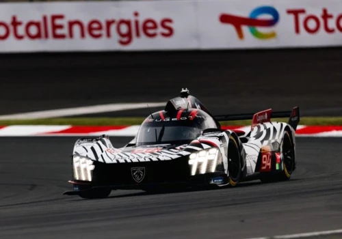 Peugeot 9X8 awansował o 9 miejsc na Fuji. Drugie auto odpadło po 67 okrążeniach