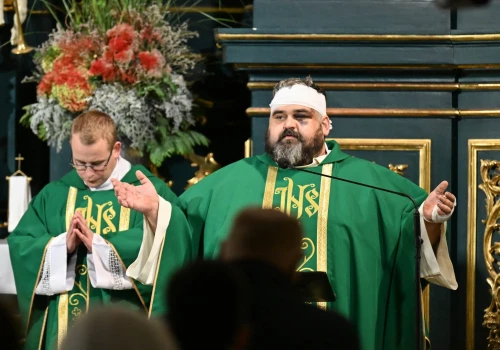Ks. Adrian z Jarosławia uhonorowany Medalem Misji Jana Karskiego