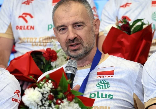 Grbić wraca do domu. 