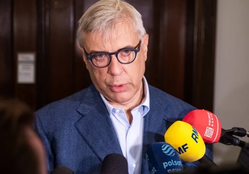 Giertych kpi z tłumaczeń Moskala. „Biegiem do Katowic na kolanach”