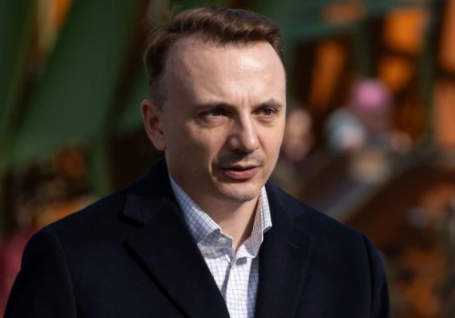 Gibała pierwszy, ale jeszcze nie może otwierać szampana. Kraków czeka II tura