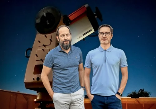 „Sytuacja jak z rosyjską ruletką”. Dwaj Polacy bronią Ziemię przed asteroidami, a Europę — przed wrogami