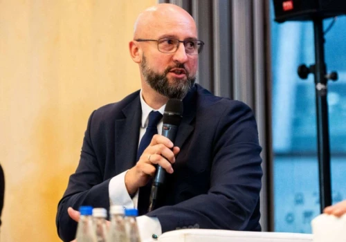 Jóźwiak (Jóźwiak & Wspólnicy): Inwestycje publiczne na lotniskach powinny być ograniczane