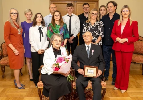 50-lat po ślubie. Mieszkańcy Ciechanowa świętowali Złote Gody