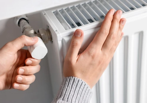 Kiedy włączą ogrzewanie w blokach? Zarządcy kierują się niepisaną zasadą dotyczącą temperatury