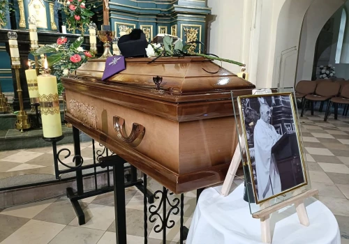 Abp Adam Szal pożegnał ks. Stanisława Zbojnowicza. Jutro ostatnia droga do rodzinnej Grzęski