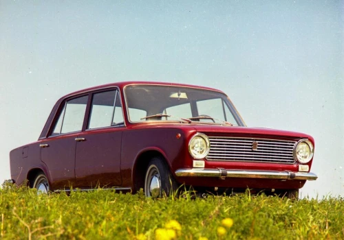 Fiat 124, przodek Łady, na nowej wystawie w Turynie. Pokazano 5 samochodów
