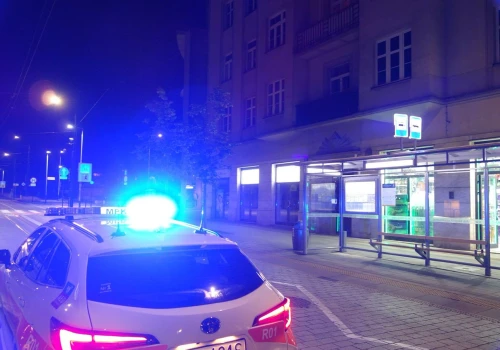 Kontrole w nocnych tramwajach w Krakowie