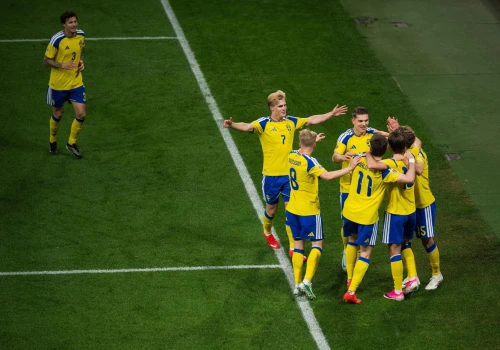 Grad goli w Bukareszcie. Bośniacy pokonali Rumunię i wyprzedzili Polskę