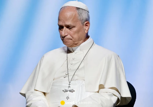 Papież Leon XIV został zapytany o wojnę w Ukrainie. Wezwał Moskwę i Kijów do dialogu