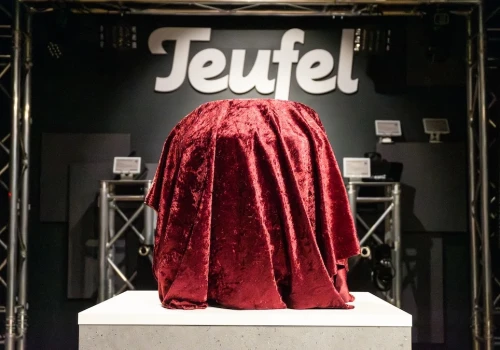 Bestia, nie głośnik. Teufel Ikonio jest jak dzieło sztuki i ma coś unikalnego - test