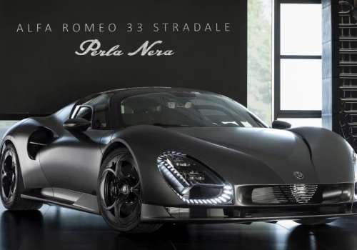 Właściciel tej Alfy Romeo 33 Stradale musi na nią poczekać. Auto najpierw trafiło do muzeum