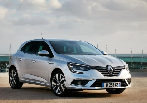 3 francuskie kompakty polecane jako używane. C4 II, DS4 czy Mégane IV?